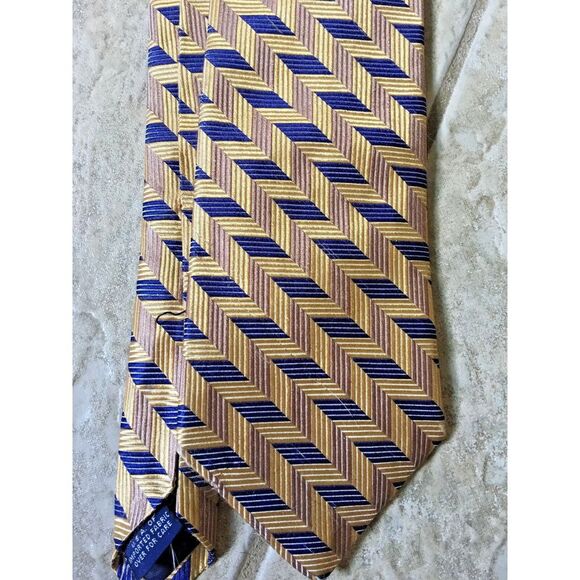 LANDS' END Men's 100% Silk Neck Tie, Yellow and Blue Herringbone Made in‎ USA - Picture 1 of 1